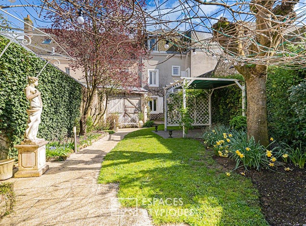 MAYET, Pays de la Loire 72360