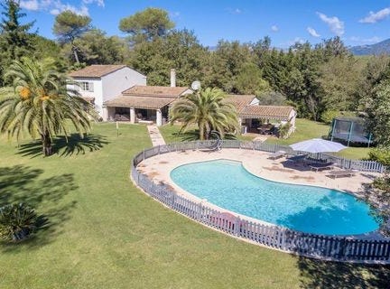 Valbonne, Provence-Alpes-Côte d'Azur 06560