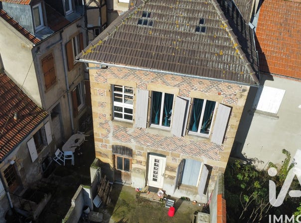 Moulins, Auvergne-Rhône-Alpes 03000