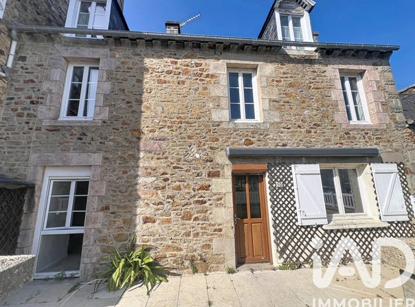 Hénanbihen, Brittany 22550