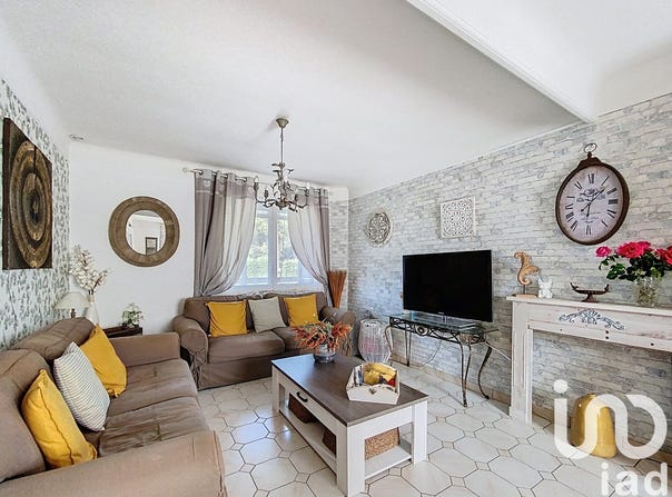 Uzel, Brittany 22460