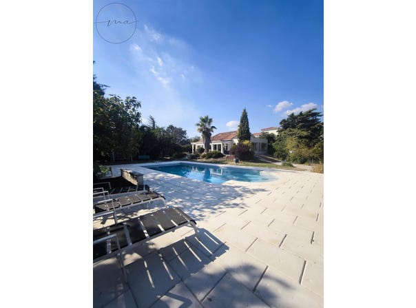 Caux, Languedoc-Roussillon 34720