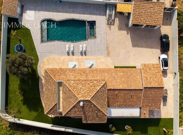 Pierrefeu-du-Var, Provence-Alpes-Côte-d'Azur 83390
