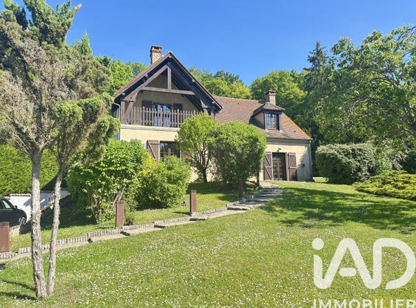 Vert, Île-de-France 78930