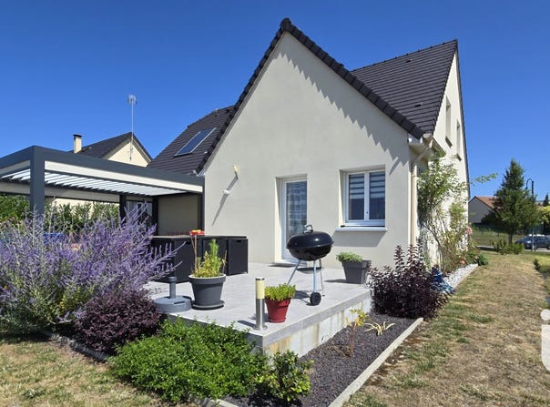 Pacy-sur-Eure, Normandy 27120