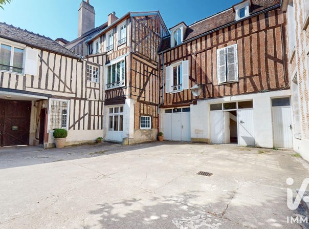 Auxerre, Bourgogne-Franche-Comté 89000