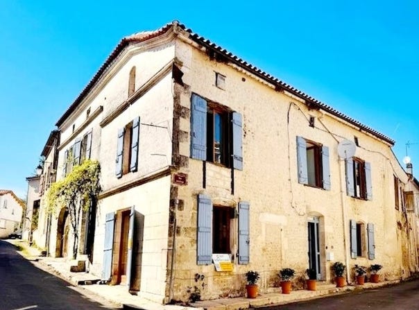 Salles-Lavalette, Poitou-Charentes 16190