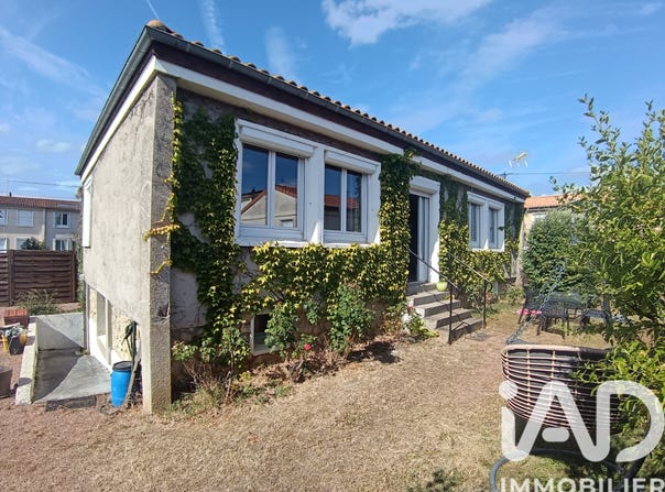 Thouars, Nouvelle-Aquitaine 79100