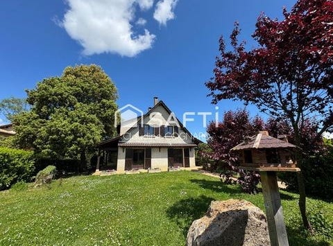 Chanes, Bourgogne 71570