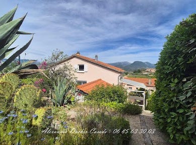 Le Poët, Provence-Alpes-Côte d'Azur 05300