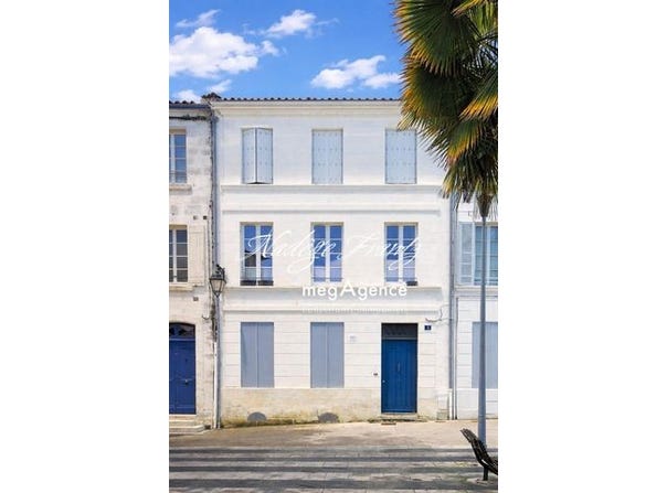 Saintes, Poitou-Charentes 17100
