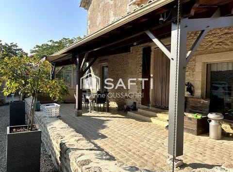 Azay-Le-Brule, Poitou-Charentes 79400