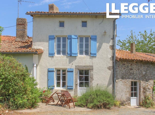 Azay-sur-Thouet, Nouvelle-Aquitaine 79130