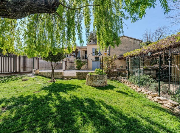 Carpentras, Provence-Alpes-Côte-d'Azur 84200