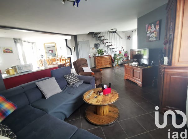 Dollon, Pays de la Loire 72390