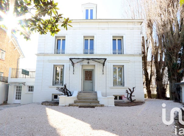 Fontenay-sous-Bois, Île-de-France 94120