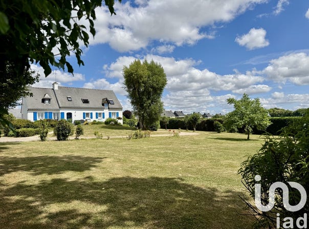 Loudéac, Brittany 22600