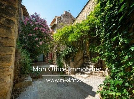LAURIS, Provence-Alpes-Côte d'Azur 84360