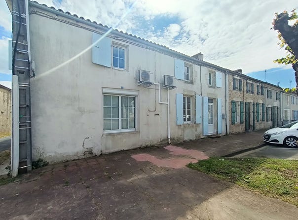 LUSSANT, Nouvelle-Aquitaine 17430