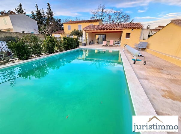 Caumont-sur-Durance, Provence-Alpes-Côte-d'Azur 84510