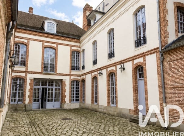 Dreux, Centre-Val de Loire 28100