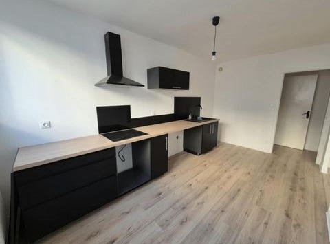 Saint-Etienne, Rhône-Alpes 42000