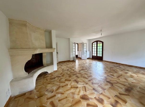 LUNEL, Occitanie 34400