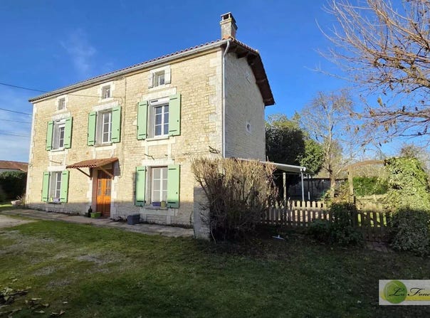 Fouqueure, Poitou-Charentes 16140