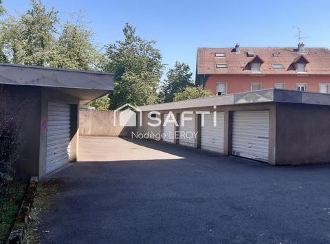 Belfort, Franche-Comté 90000