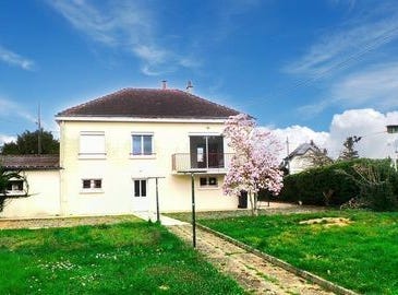 Chateau-La-Valliere, Centre 37330