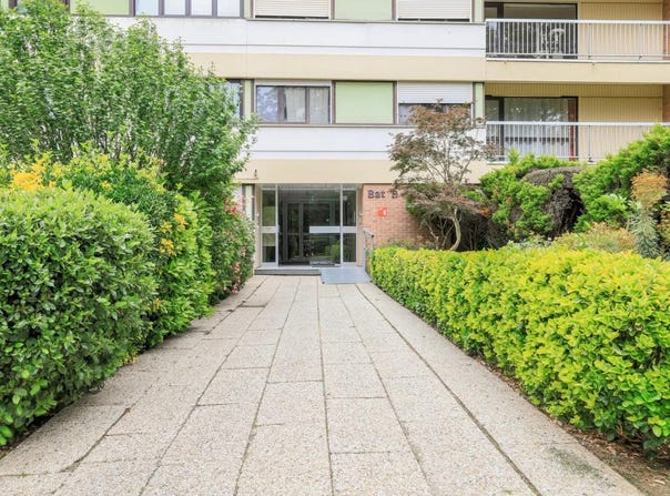 Lens, Hauts-de-France 62300