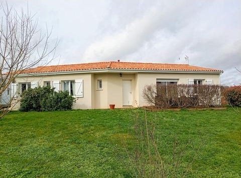 Chauvigny, Poitou-Charentes 86300