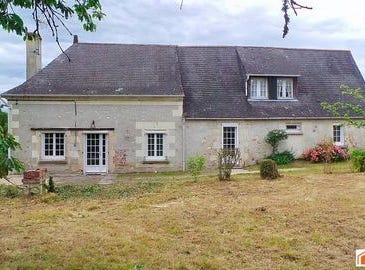 Couesmes, Centre 37330