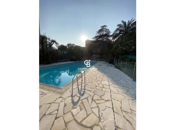 Antibes, Provence-Alpes-Côte-d'Azur 06600