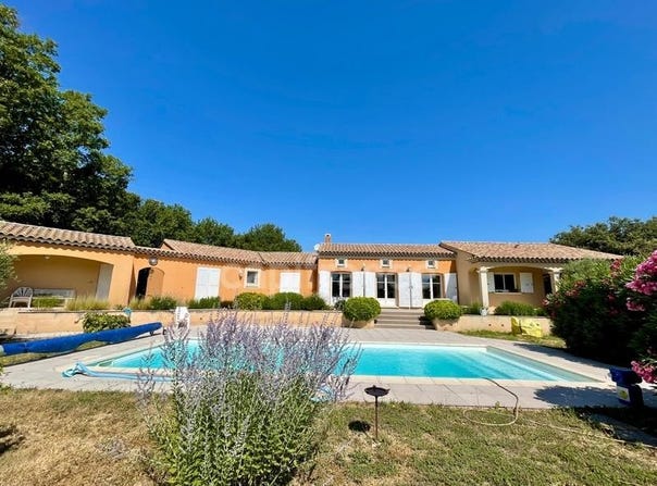 Lauris, Provence-Alpes-Côte-d'Azur 84360