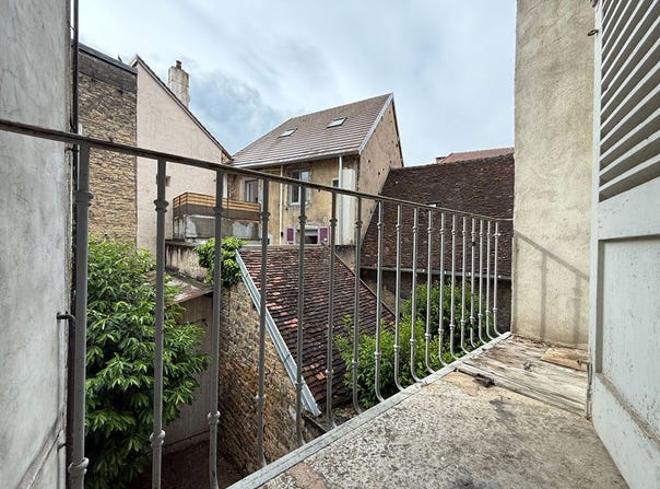 LONS-LE-SAUNIER, Bourgogne-Franche-Comté 39000