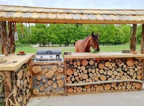 LES BORDES, Bourgogne 89500