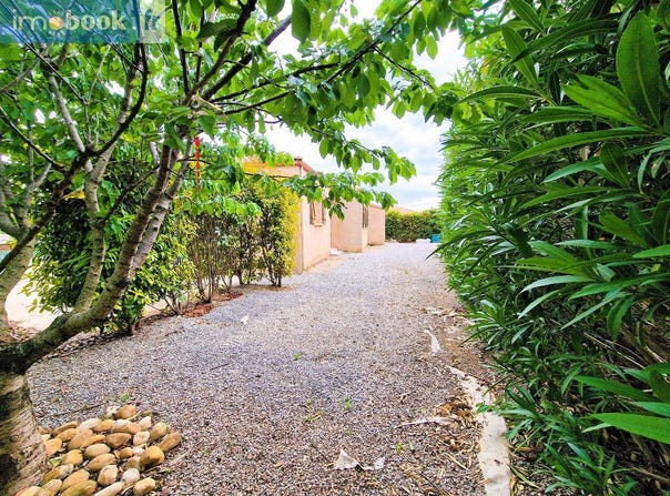Villeveyrac, Languedoc-Roussillon 34560