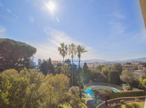 Cannes, Provence-Alpes-Côte-d'Azur 06400