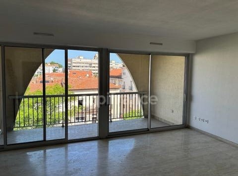 BEZIERS, Languedoc-Roussillon 34500