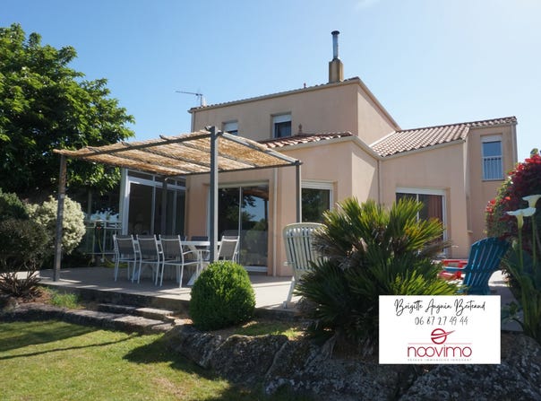 Saint-Laurent-sur-Sèvre, Pays de la Loire 85290