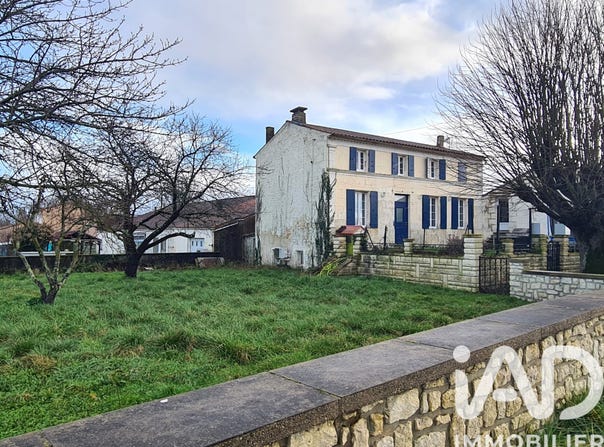 Saint-Savinien, Nouvelle-Aquitaine 17350
