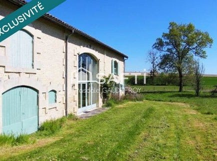 Mortiers, Poitou-Charentes 17500