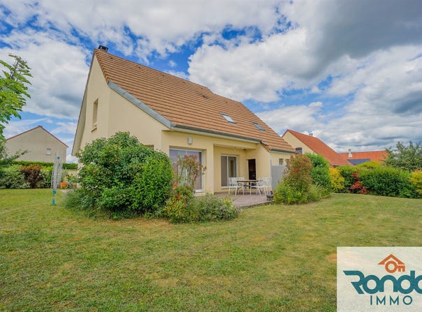 Is-sur-Tille, Burgundy 21120