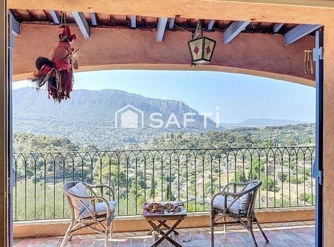 Le Revest-Les-Eaux, Provence-Alpes-Côte d'Azur 83200