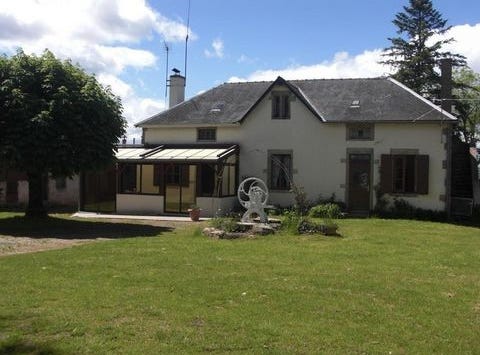 ISSY L EVEQUE, Bourgogne 71760