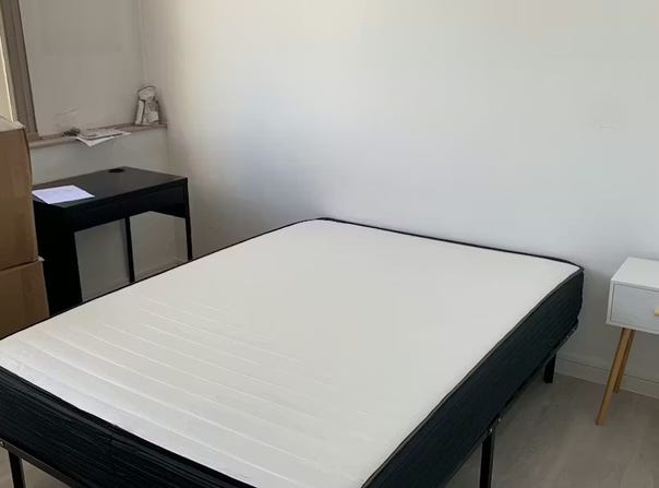 Rue Édouard Branly, Bron, Auvergne-Rhône-Alpes 69500