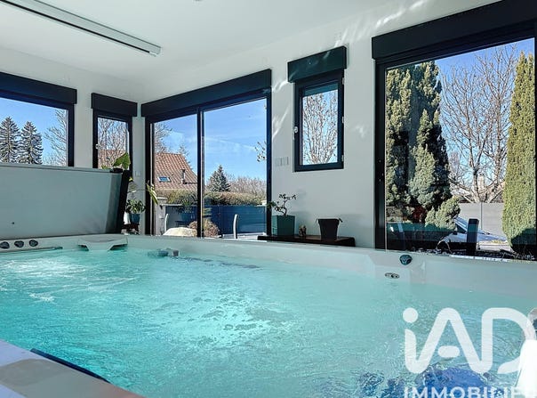 La Roche-sur-Foron, Auvergne-Rhône-Alpes 74800