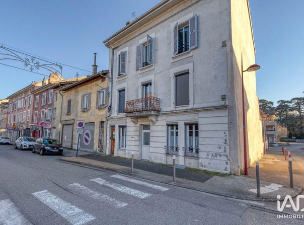 RIVES, Auvergne-Rhône-Alpes 38140