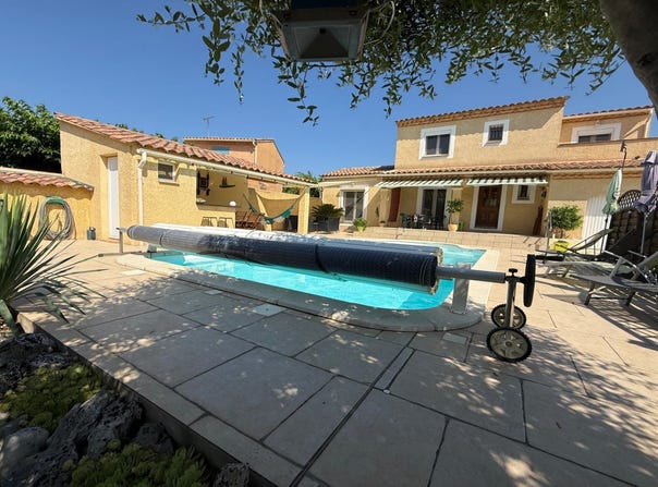 Saint-Quentin-la-Poterie, Languedoc-Roussillon 30700
